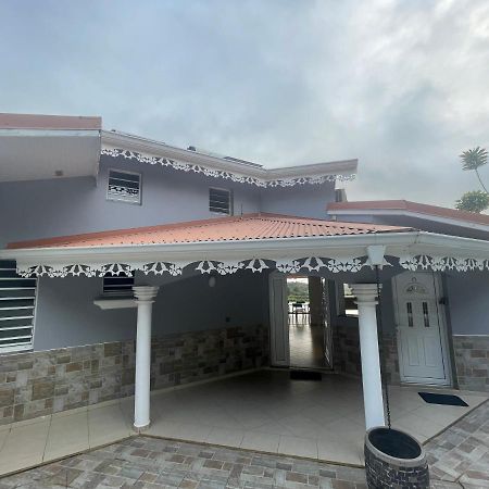 Les Appart Villa Sunbay Caraibes Avec Piscine Privative Vue Mer Et Montagne Le François Zewnętrze zdjęcie