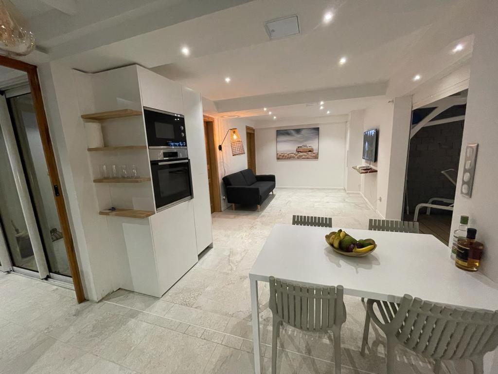 Les Appart Villa Sunbay Caraibes Avec Piscine Privative Vue Mer Et Montagne Le François Zewnętrze zdjęcie