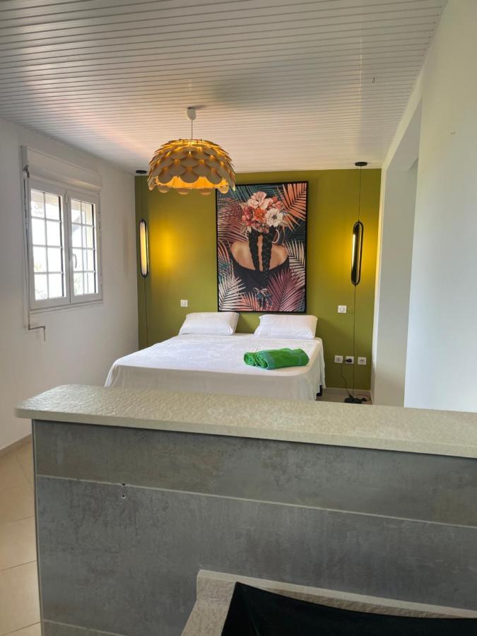 Les Appart Villa Sunbay Caraibes Avec Piscine Privative Vue Mer Et Montagne Le François Zewnętrze zdjęcie