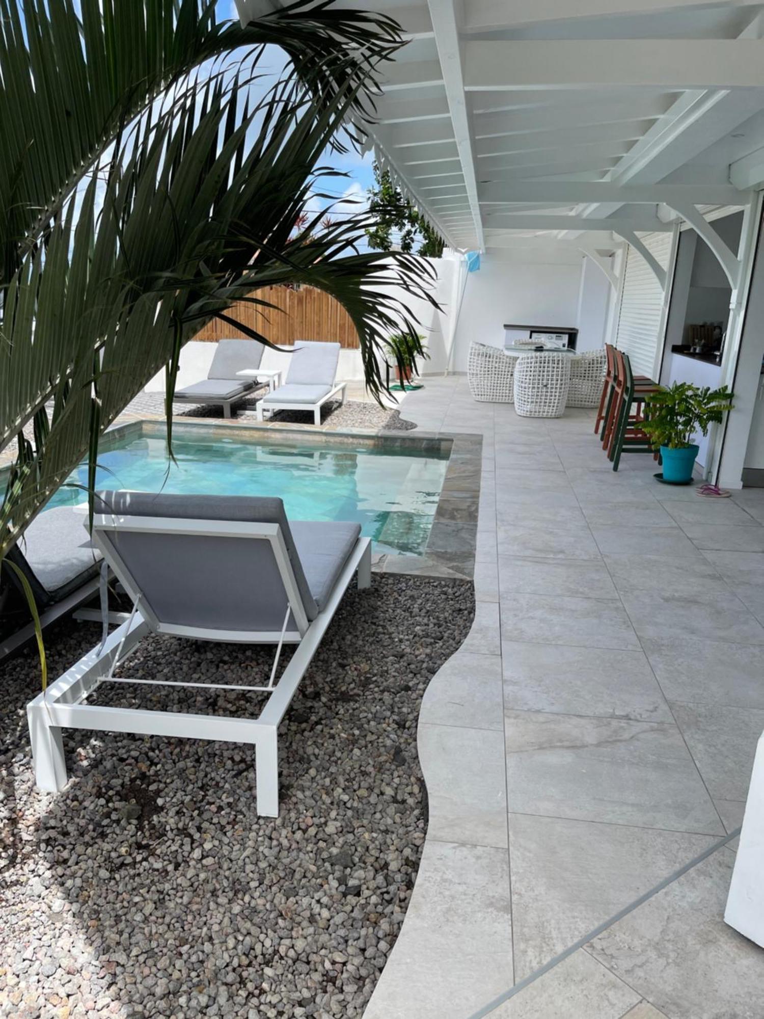 Les Appart Villa Sunbay Caraibes Avec Piscine Privative Vue Mer Et Montagne Le François Zewnętrze zdjęcie